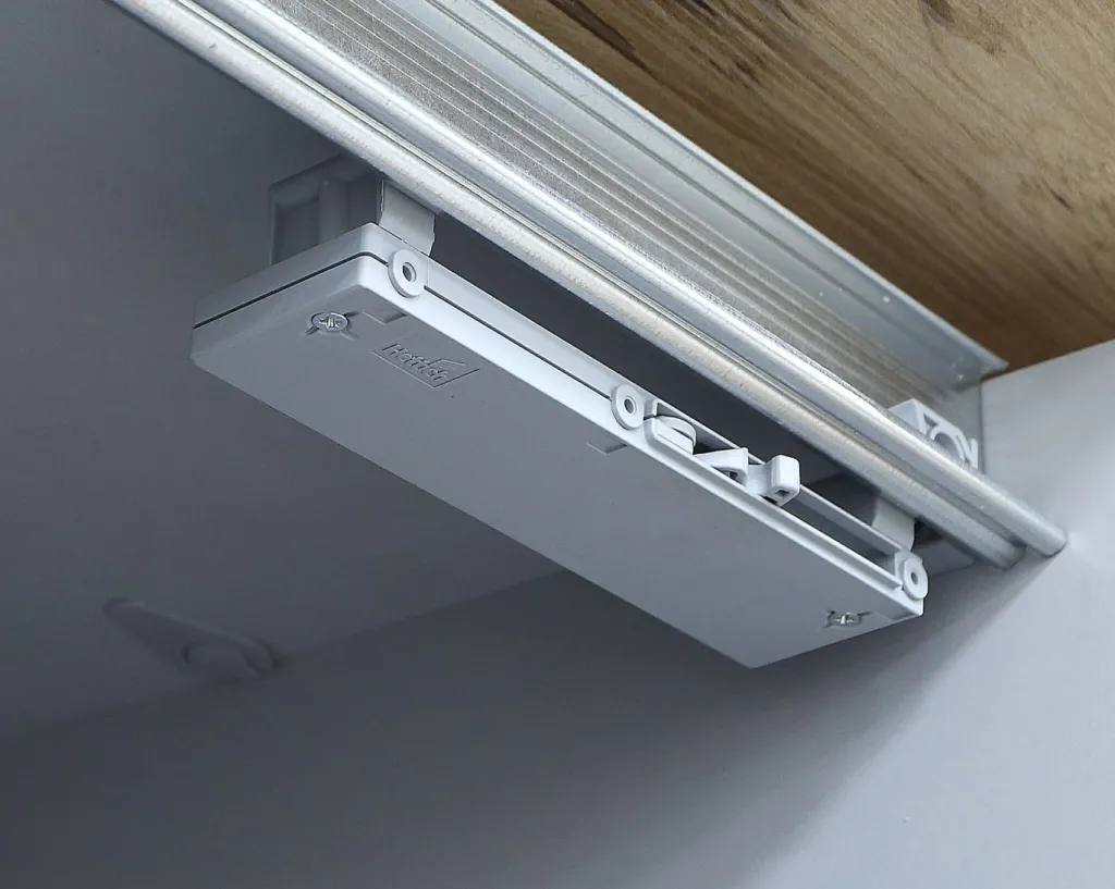 Amortisseurs de portes IZH02-Forte Best