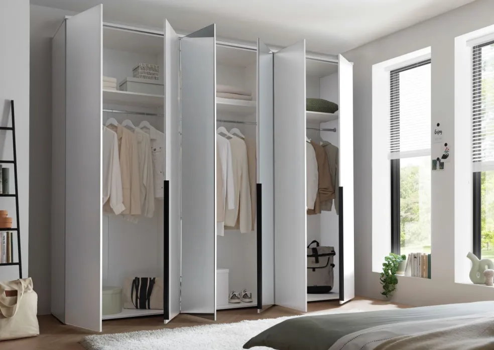 Armoire à portes battantes KEVO