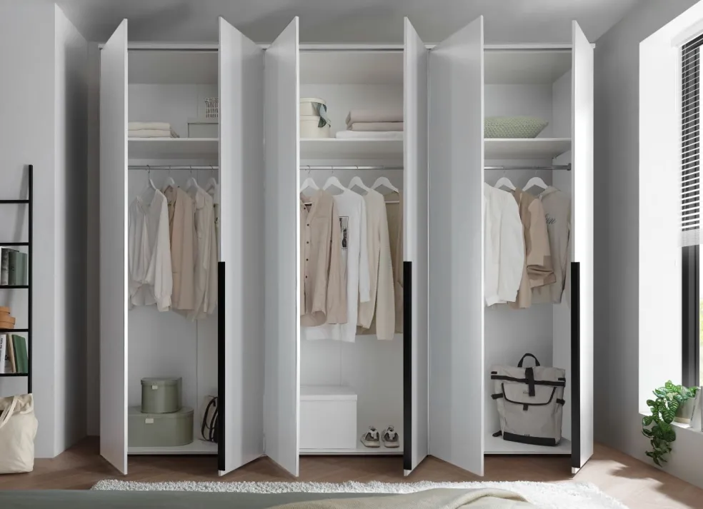 Armoire à portes battantes KEVO