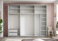 Armoire à portes coulissantes METRINO-SchlafKONTOR Sale