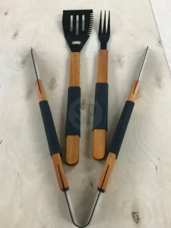 Lot de 3 ustensiles pour barbecue KITCHEN