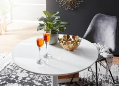 Table de repas PHU SUAN SAI-Skyport