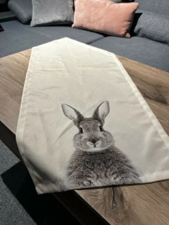Tapis de table tête de lapin ROGER